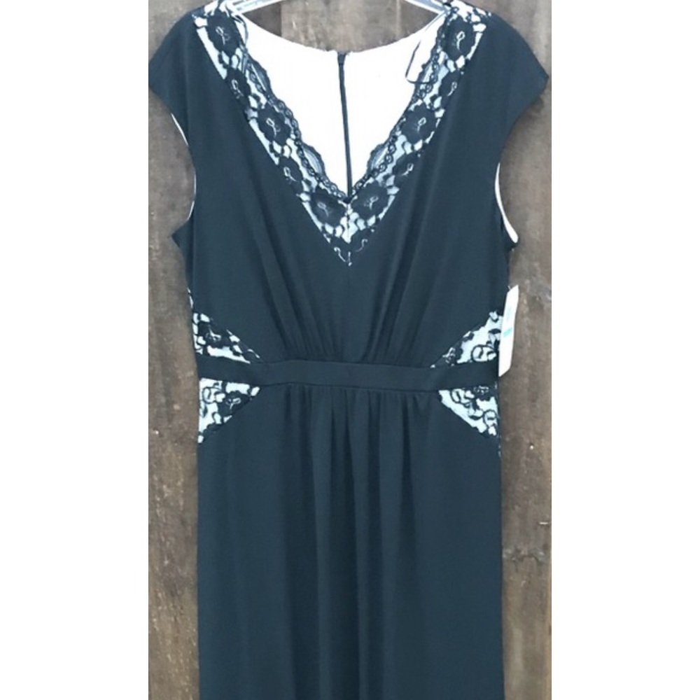NWT Sangria Black Maxi Dress 16